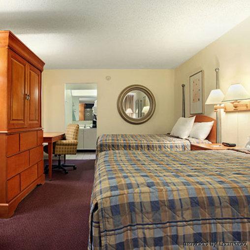 Express Inn & Suites Clearwater Pinellas Park Rom bilde