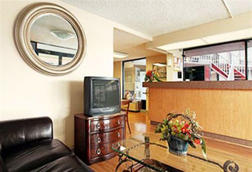 Express Inn & Suites Clearwater Pinellas Park Eksteriør bilde