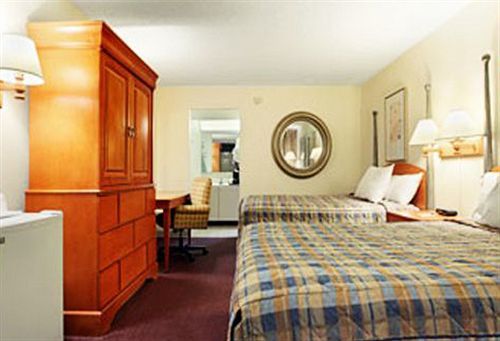 Express Inn & Suites Clearwater Pinellas Park Rom bilde