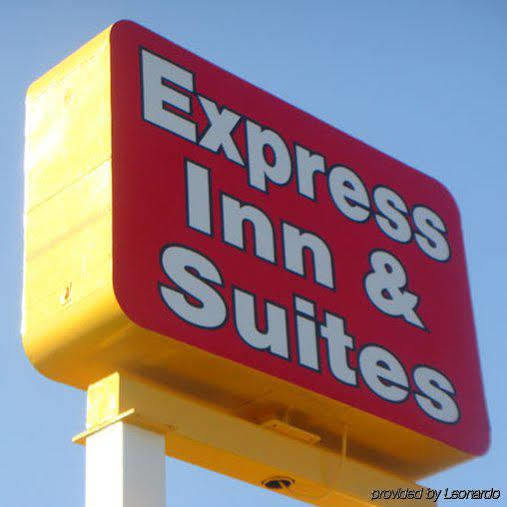 Express Inn & Suites Clearwater Pinellas Park Eksteriør bilde